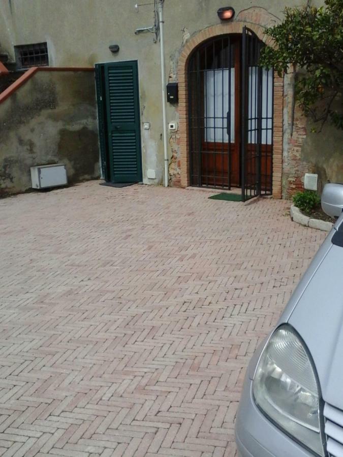 Apartament Casa Agostini Lari Zewnętrze zdjęcie
